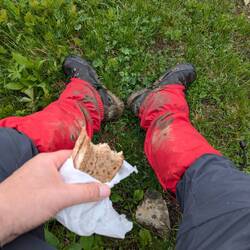 Mittagspause unterhalb der Mörzelspitze