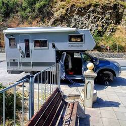 Wasser tanken mit Quellwasser