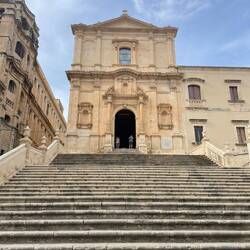 Willkommen in Noto