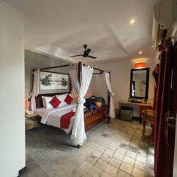 Honeymoon suite!
