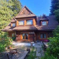 Good Bye Lenin Hostel 🥲