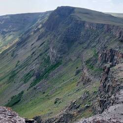 Der Kraterrand auf 2900m Höhe- gigantische Dimensionen!