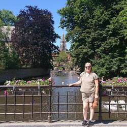 Minnewater Lake of Love Bridge