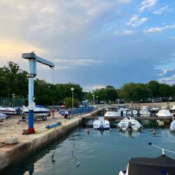 Campingplatz mit eignem Hafe