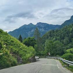 A more tame section of mountain driving