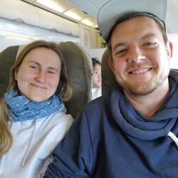 Flieger 2: 3,5 h nach Jakarta und Anspannung wird weniger