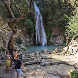 Neda, ein kleiner Wasserfall ganz gross.