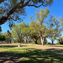 Der Park, unmittelbar vor dem Hotel