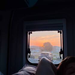 Sonnenaufgang am Hafenparkplatz