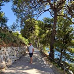 Walk around the peninsula