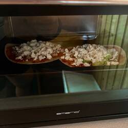 Heute gab es Pizza - Homemade, der Pizzaservice liefert nicht hier raus 😄