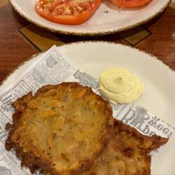 There version of a "shrimp fritter"