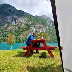 Hier ein Mini- Eindruck von der Wasser Farbe... bei mehr Sonne ist es schon unwirklich