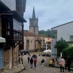 Walking into Comillas