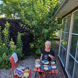 Frühstück im Garten