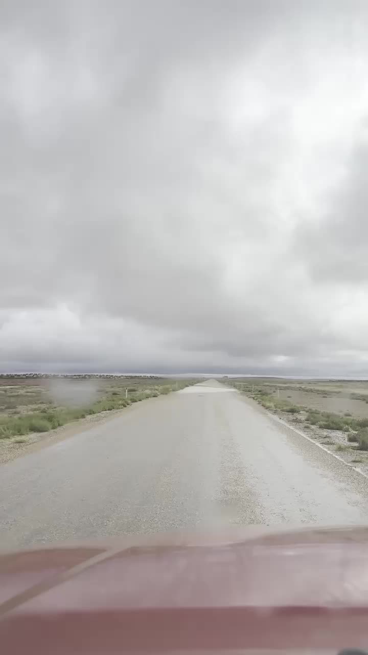 Road to the Simpson desert