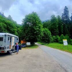 Wander-Parkplatz auf 1483müM