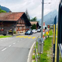 Mit der Berner Oberland Bahn (BOB) von Interlaken nach Grindelwald
