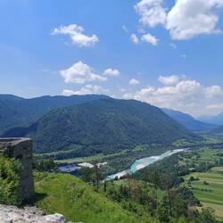 Schöner Ausblick auf das Soča Tal Richtung Westen
