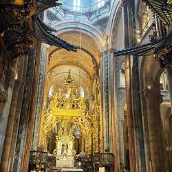 Main alter with Botafumeria