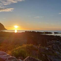 23.40 Uhr... die Sonne ist noch da, wir müssen aber leider los