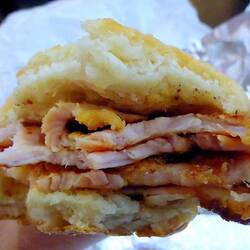 Peameal bacon sandwich with maple mustard 😋