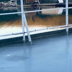 Das Hurtigrutenmuseum um 1.35 bei der Rückkehr vom Schiff aus.