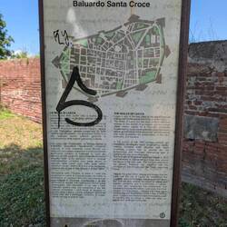 Zoom in and read some more Lucca wall info