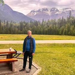 Parkplatz Café Mount Robson