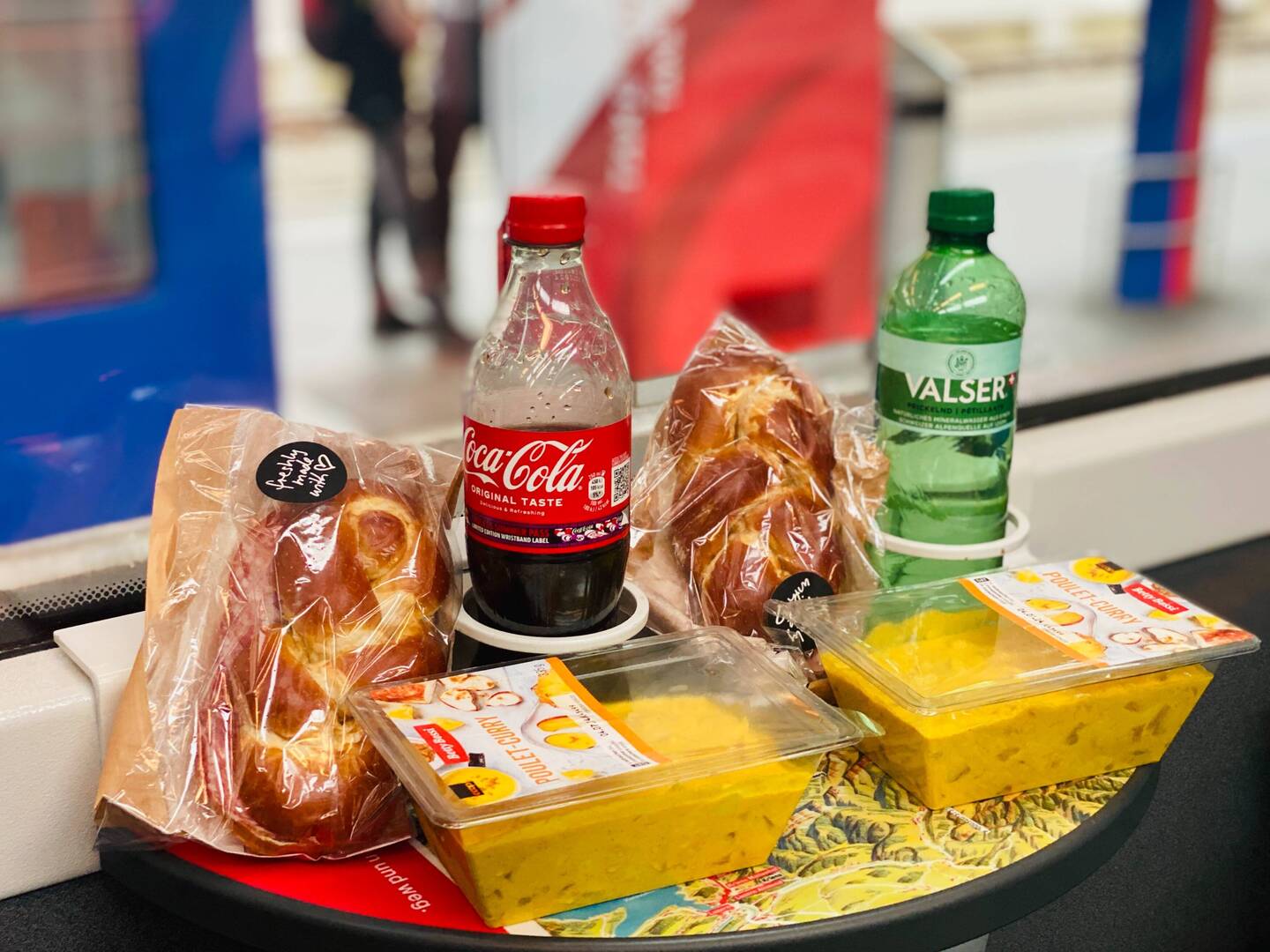 Abschlussessen auf der Fahrt Interlaken-Luzern