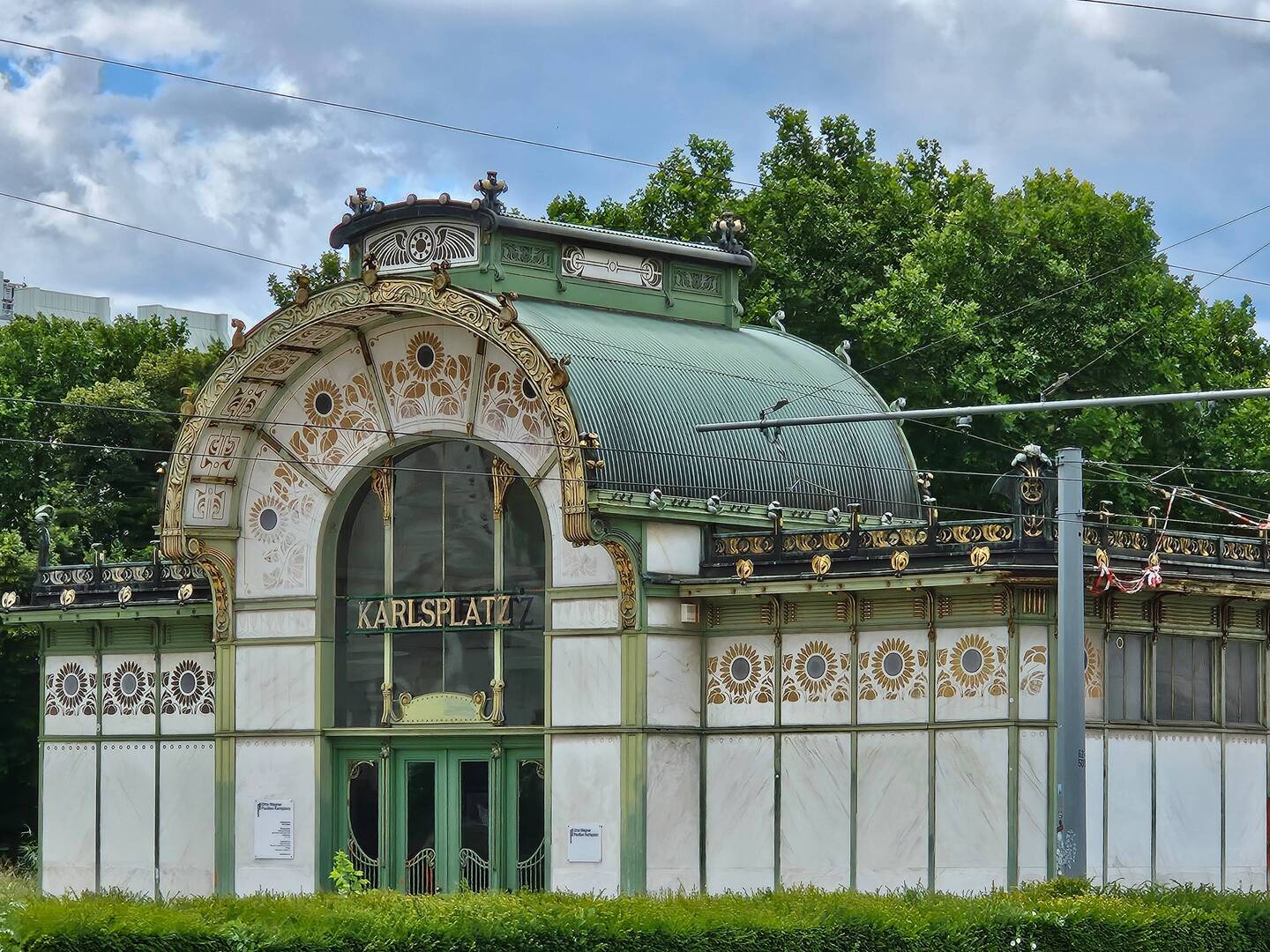 Ehemaliger Stadtbahnhof, als Jugendstilpavillon gebaut