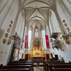 Sehr schön und schlicht und ruhig im Vergleich zum luxuriösen Shoppinggetümmel draußen