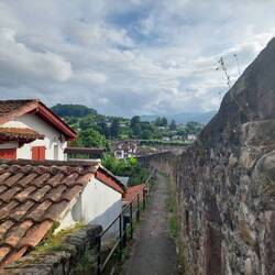 Die alte Stadtmauer.