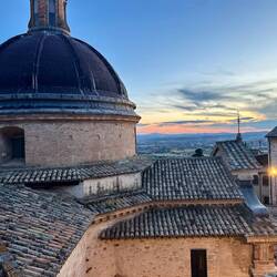 This is the view from my hotel room - Chiesa Nuova. ("Nuova" as in 17th century!!)