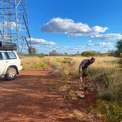 Wir sammeln etwas Müll unserer Vorgänger... 😤