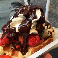Waffles for lunch in Antwerp
