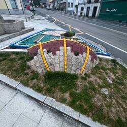 Lots of creative ways for towns to show Camino pride like this in Palas de Re