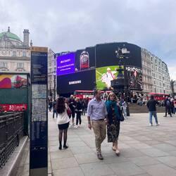Piccadilly Circus