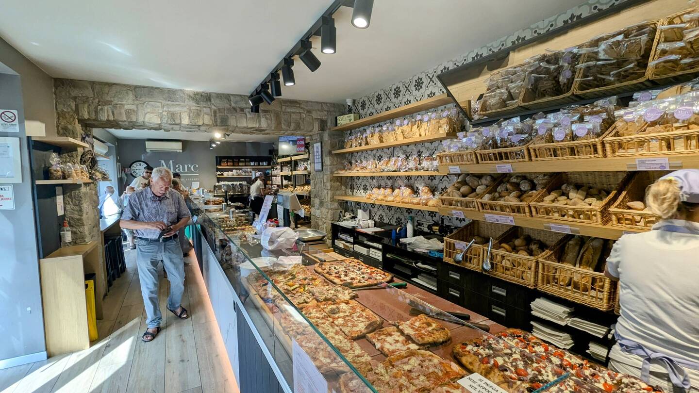 Delightful Italian patticeria