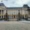 The Royal residence in Brussels, gold plated on gates