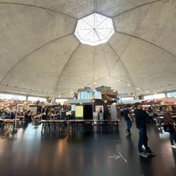 Diese Markthalle ist der Oberhammer.