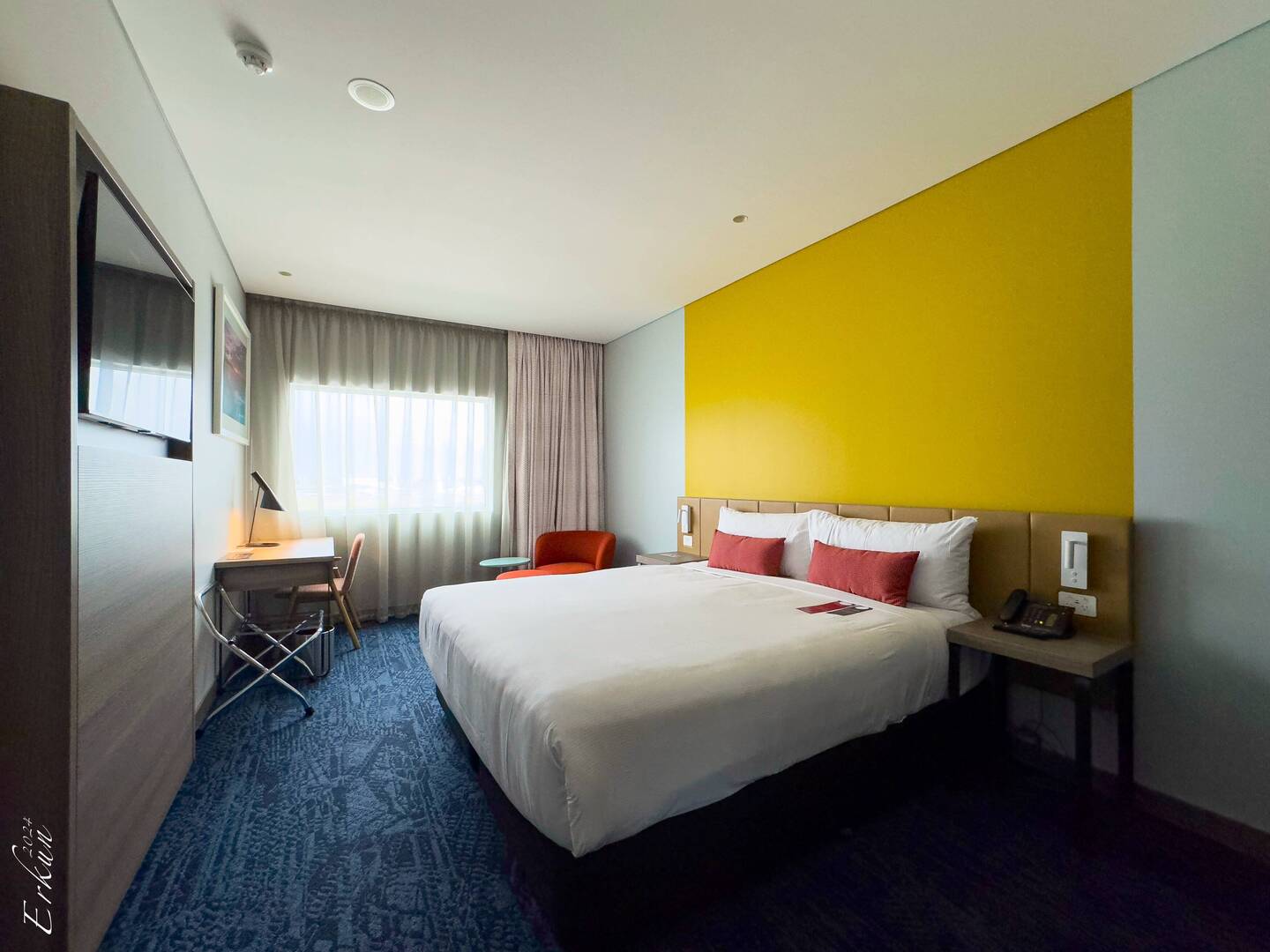 Our room at the Rydges @ SYD — Mascot, NSW.