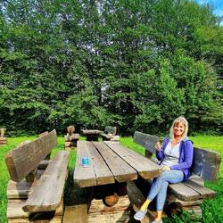 Troll-Tische riesig...