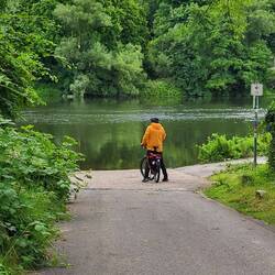 Wo geht es weiter? Wer lesen kann ist im Vorteil.