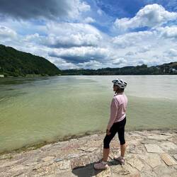 rechts Inn, links Donau