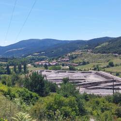 Das Kieswerk vor Urdanitz. Staubige Angelegenheit.