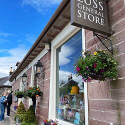 Luss