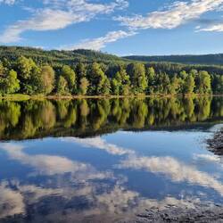 Campingplatz am Fluss