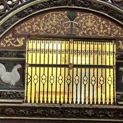 See the chicken?! 😆 This is IN the cathedral!!!