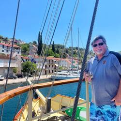 Marc made sure the lines were secure